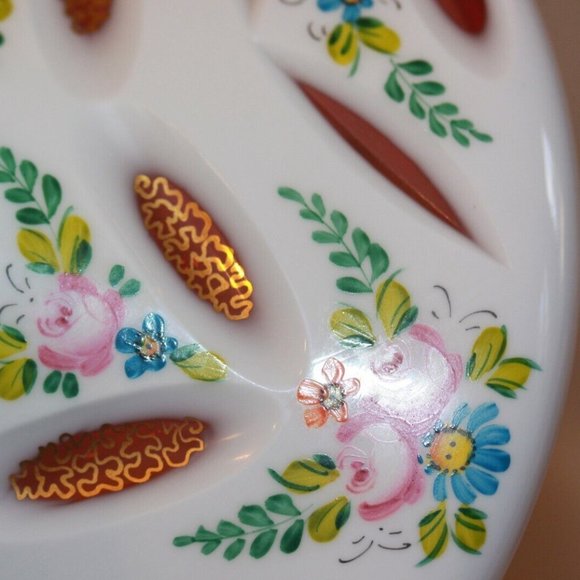 Large Czech Bohemian Cranberry to White Cased Glass Lidded Candy Dish LOT 4352 - Picture 5 of 5